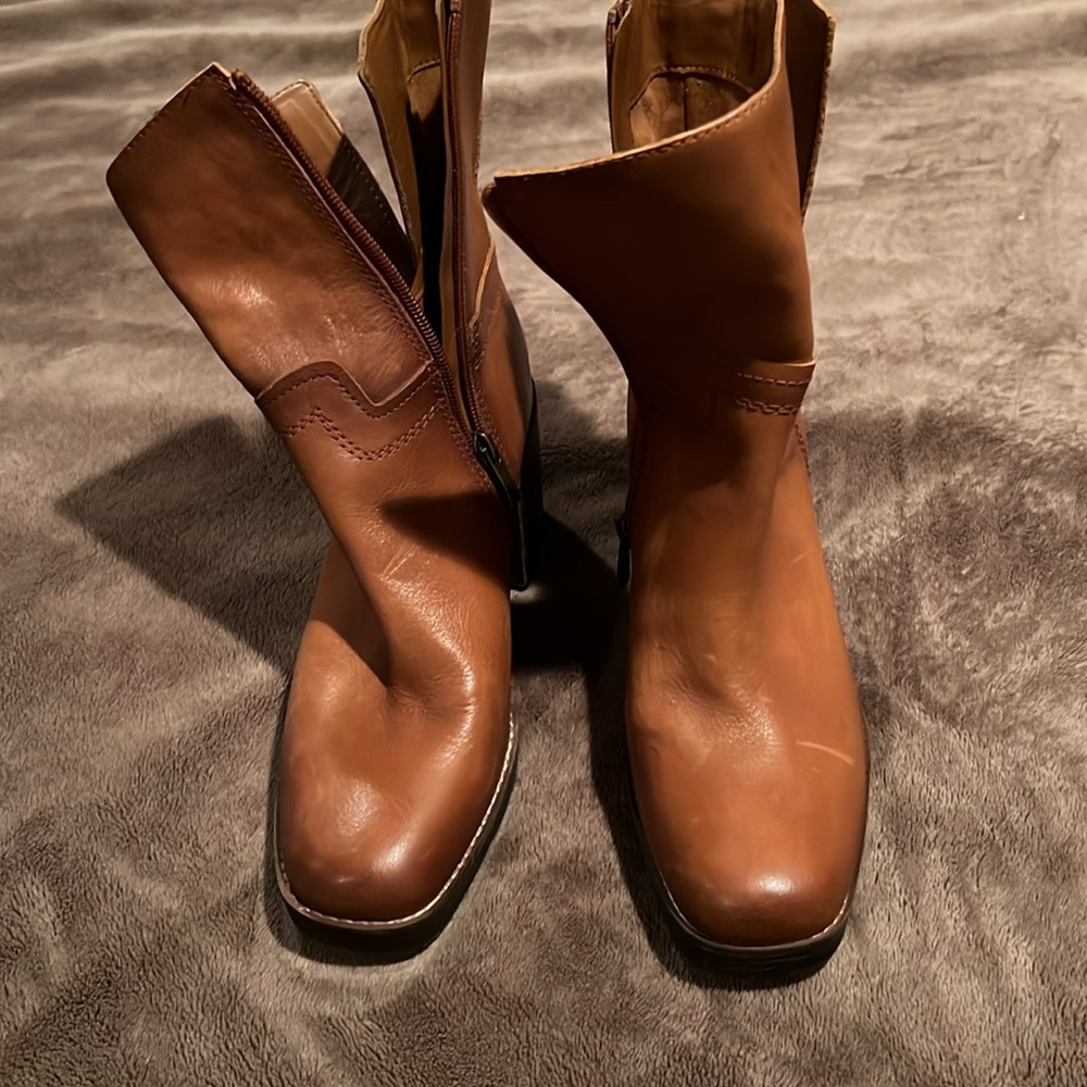 Franco Sarto Brown Leather Mid-Calf Heeled Boots - Picture 2 of 9